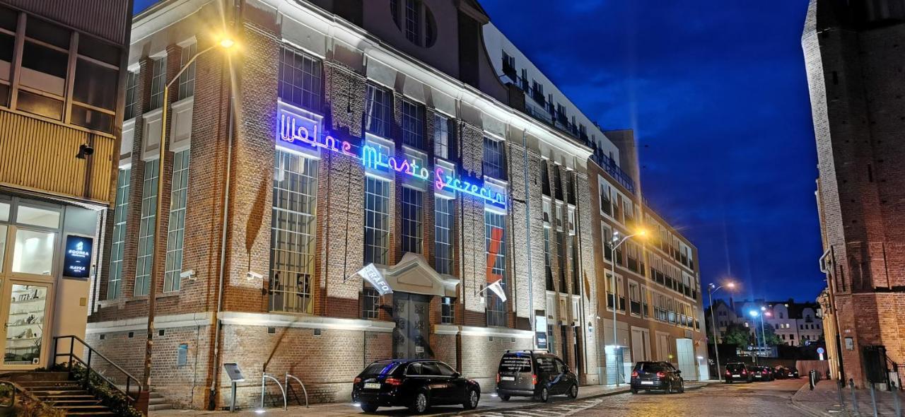 River House - J&D Apartamenty شتشيتسين المظهر الخارجي الصورة